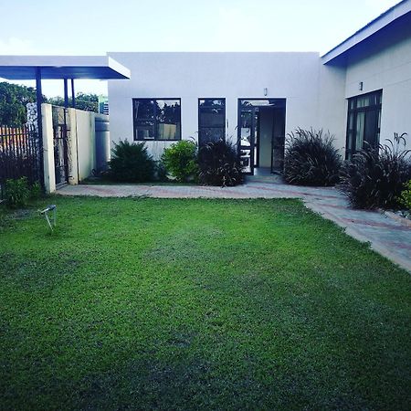 Tsumeb Guesthouse Kamho Eksteriør bilde