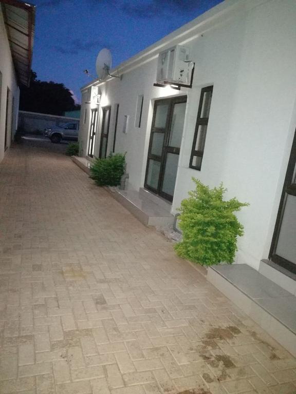 Tsumeb Guesthouse Kamho Eksteriør bilde