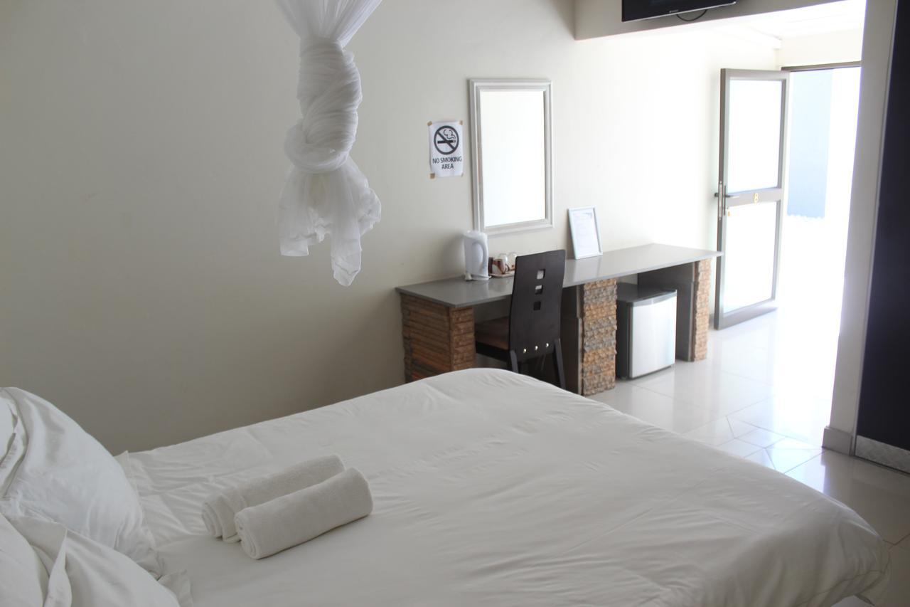Tsumeb Guesthouse Kamho Eksteriør bilde